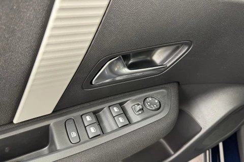 Citroën C4 X Hybrid 145 ë-DCS6 Business Edition