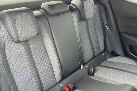 Peugeot 2008 Allure Puretech 100 S&S 6 Vel. MAN