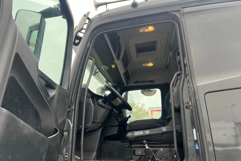 Mercedes-Benz Arocs 1848 LS