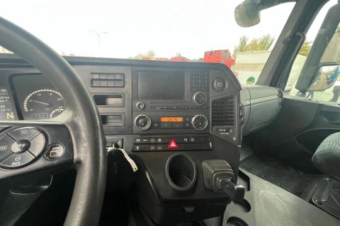 Mercedes-Benz Arocs 1848 LS