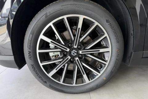 Leapmotor B10 B10 REEV 18.8 kWh Design Auto