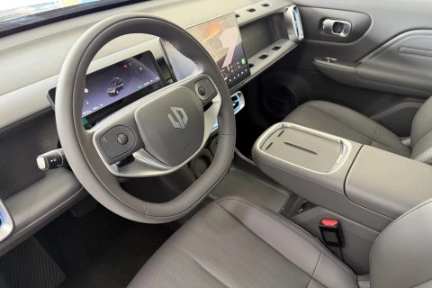 Leapmotor B10 B10 REEV 18.8 kWh Design Auto