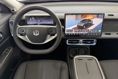 Leapmotor B10 B10 REEV 18.8 kWh Design Auto