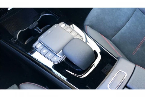 Mercedes-Benz CLA CLA 180