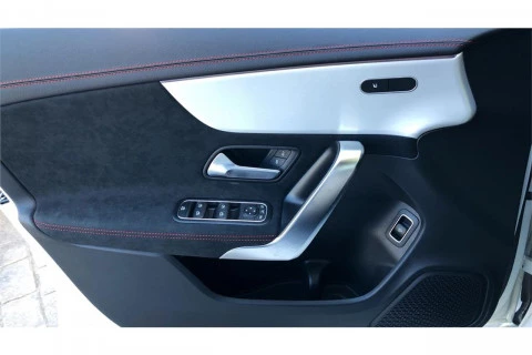 Mercedes-Benz CLA CLA 180