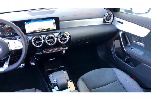 Mercedes-Benz CLA CLA 180