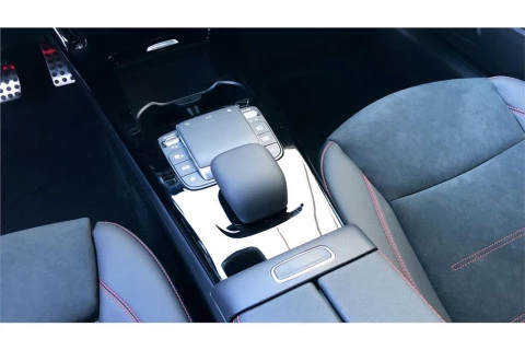 Mercedes-Benz CLA CLA 180