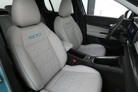 Fiat 600  1.2 MHEV La prima DDCT 74kW