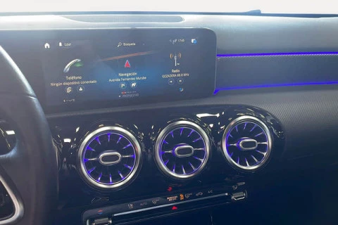 Mercedes-Benz Clase A 200 Sedan 120 kW (163 CV)
