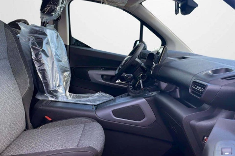 Opel Combo 100 Cv 1.5 Td S/S MT6 €6.4