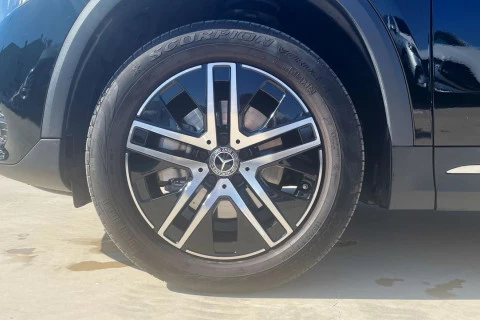 Mercedes-Benz GLA GLA 200 D