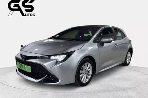 Toyota Corolla 1.8 125 Híbrido Active Tech E-CVT 90 kW (122 CV) Toyota Corolla 1.8 125 Híbrido Active Tech E-CVT 90 kW (122 CV)