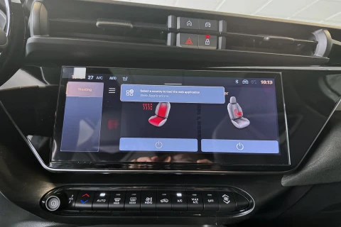 Alfa Romeo Junior Ibrida Speciale 108kW (145CV)