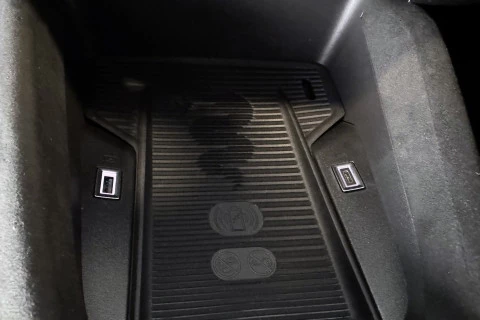 Alfa Romeo Junior Ibrida Speciale 108kW (145CV)