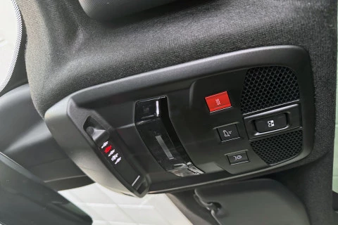 Alfa Romeo Junior Ibrida Speciale 108kW (145CV)