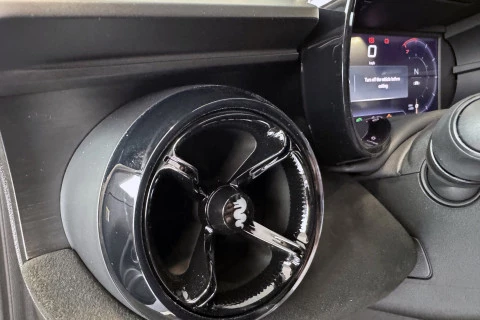 Alfa Romeo Junior Ibrida Speciale 108kW (145CV)