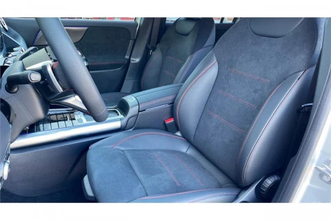 Mercedes-Benz GLA GLA 200 D