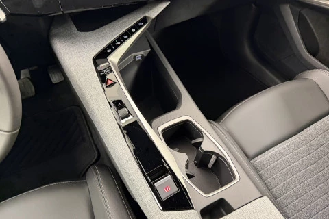 Peugeot 3008 Hybrid 1.2 107KW Allure eDCS6