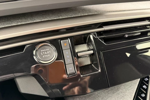 Peugeot 3008 Hybrid 1.2 107KW Allure eDCS6