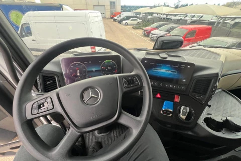 Mercedes-Benz Actros 1848 LS