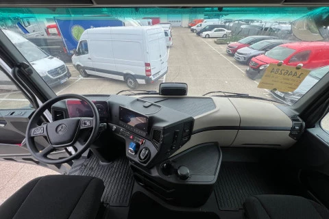 Mercedes-Benz Actros 1848 LS