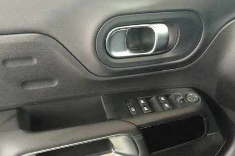 Citroën C5 Aircross PureTech 130 S&S Plus 96 kW (131 CV)