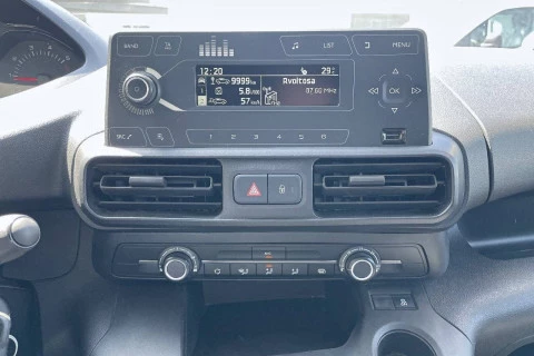 Peugeot Partner Pro Standard 600kg BlueHDi 73kW