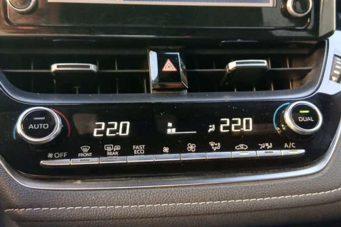 Toyota Corolla 1.8 125H ACTIVE TECH E-CVT TOU SPORT