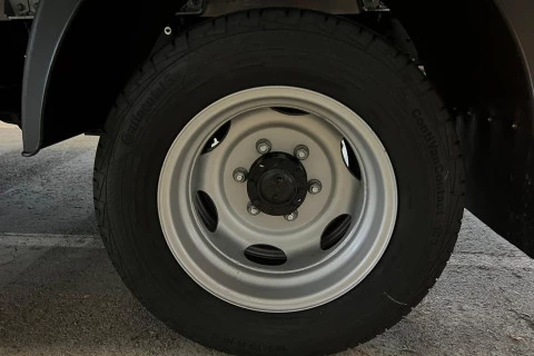 Fuso Canter 3.6 Ton 3C15 Paquetero con trampilla