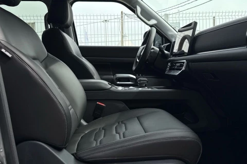 Santana 400 2.3 DS Auto 140 kW (190 CV)