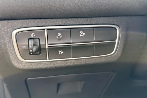 Santana 400 2.3 DS Auto 140 kW (190 CV)