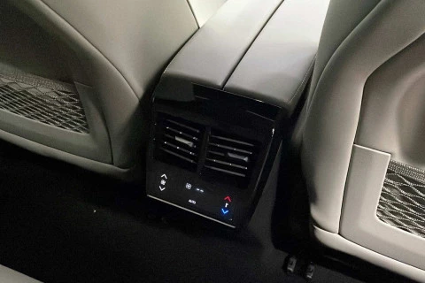 DS 7 PLUG-IN HYBRID AWD 300 ÉTOILE