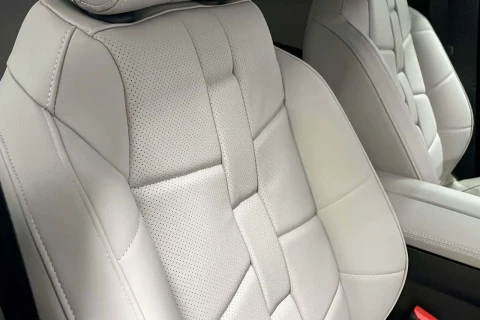 DS 7 PLUG-IN HYBRID AWD 300 ÉTOILE