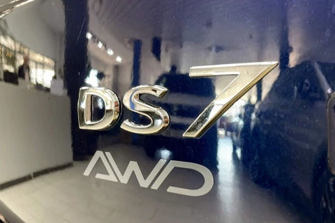 DS 7 PLUG-IN HYBRID AWD 300 ÉTOILE