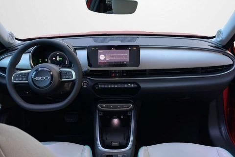 Fiat 600 600e La prima 54kwh 115kw (156cv)