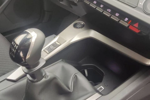 Peugeot 308 5P Active Pack PureTech 130 S&S MAN