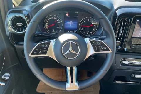 Mercedes-Benz Vito 114CDI AT 100kW Tourer Select Larga