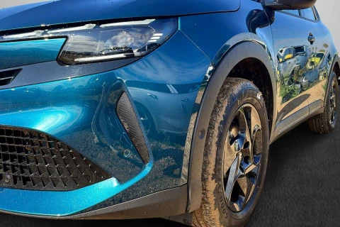 Alfa Romeo Junior Ibrida 107kW (145CV)