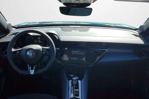 Alfa Romeo Junior Ibrida 107kW (145CV)