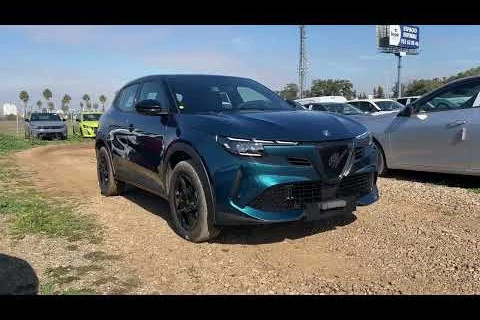 Alfa Romeo Junior Ibrida 107kW (145CV)