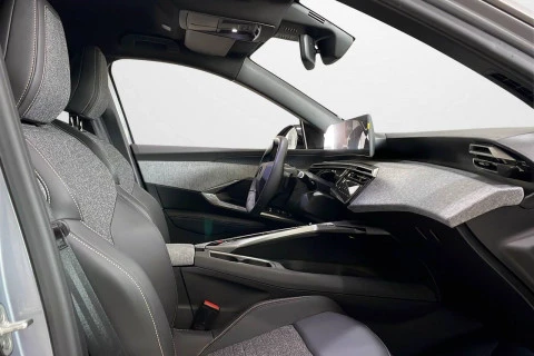 Peugeot 5008 Hybrid 1.2 107KW Allure eDCS6