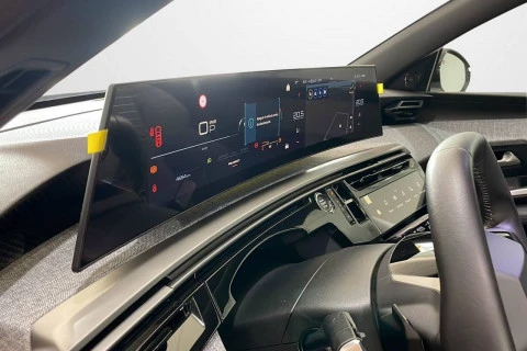 Peugeot 5008 Hybrid 1.2 107KW Allure eDCS6