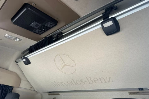Mercedes-Benz Actros 1845 LS