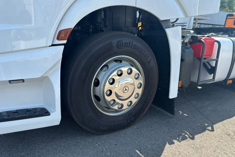 Mercedes-Benz Actros 1845 LS