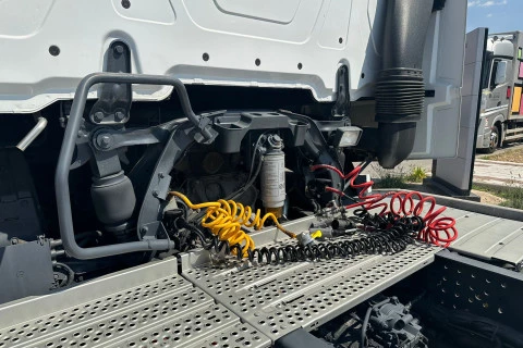 Mercedes-Benz Actros 1845 LS