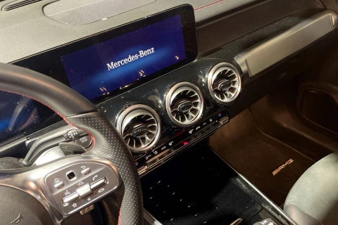 Mercedes-Benz EQB EQB 300 4MATIC