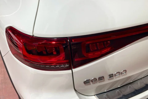 Mercedes-Benz EQB EQB 300 4MATIC