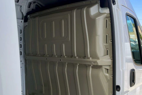 Citroën Jumper Furgón 3.0 L2H2 Diésel 120 CV Manual