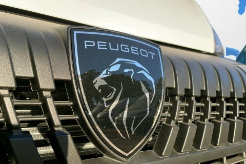 Peugeot Boxer Furgón 3.5 L3H2 BlueHDi 140 S&S 6v MAN