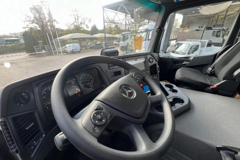 Mercedes-Benz Arocs 1830